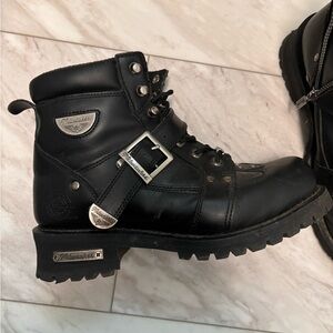 Milwaukee Black Leather Men's Boots